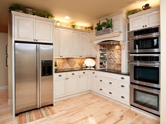 A nice kitchen with stainless steel appliances.