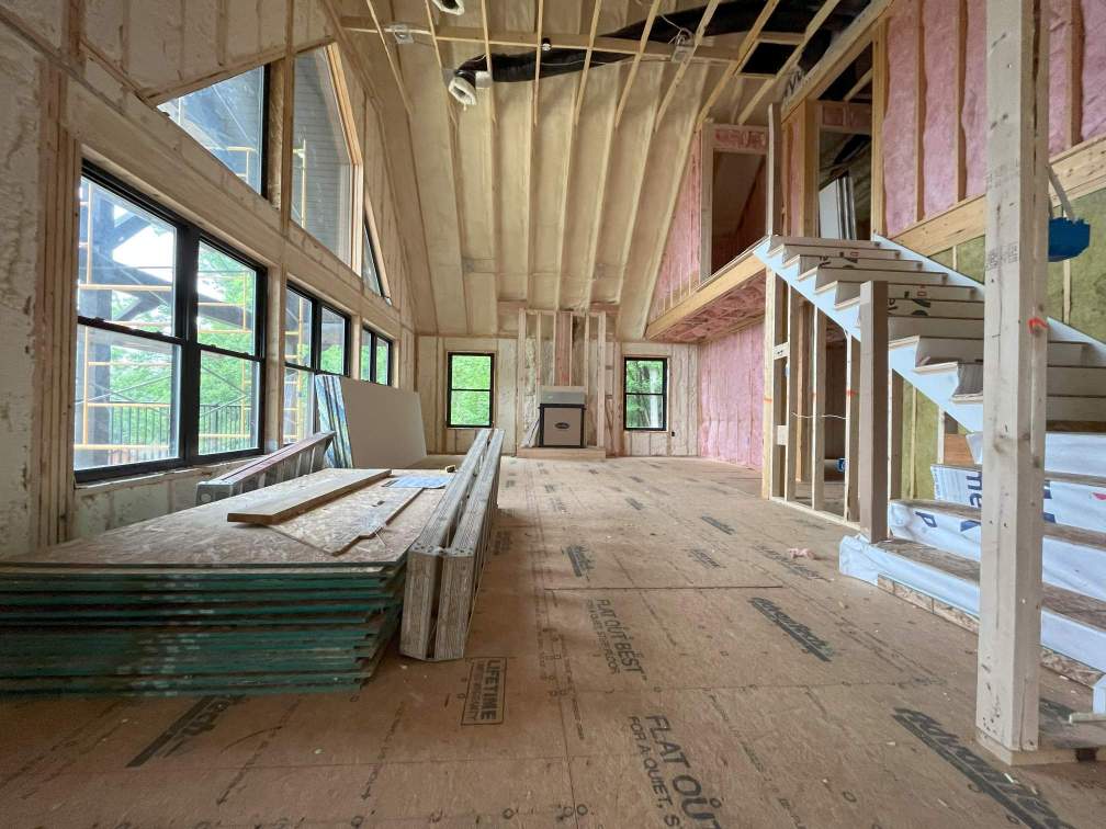 Fiberglass: Batts vs. Blown-In Insulation